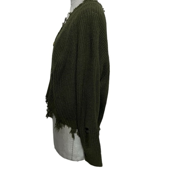 Full circle Trends Hunter Green Distressed Shredded Button Cardigan Size Large - Picture 4 of 11
